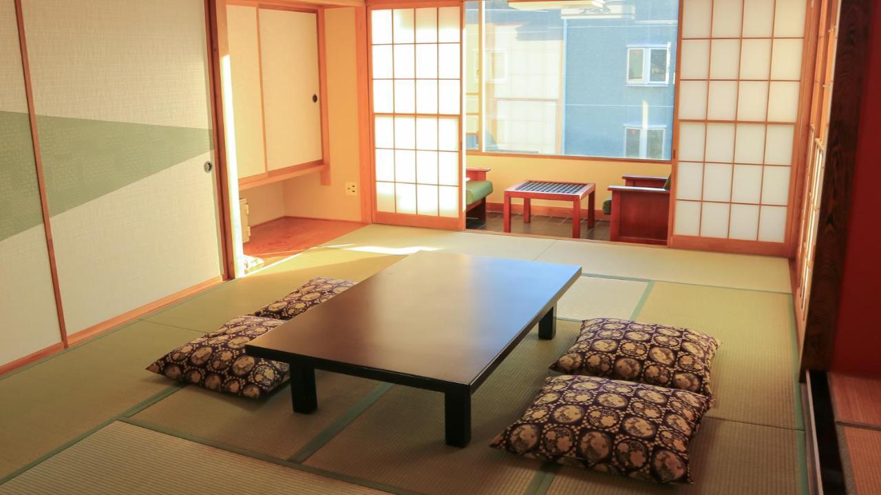 Hotel & Resort Kiyomizu Bozanso Nagano Exteriör bild